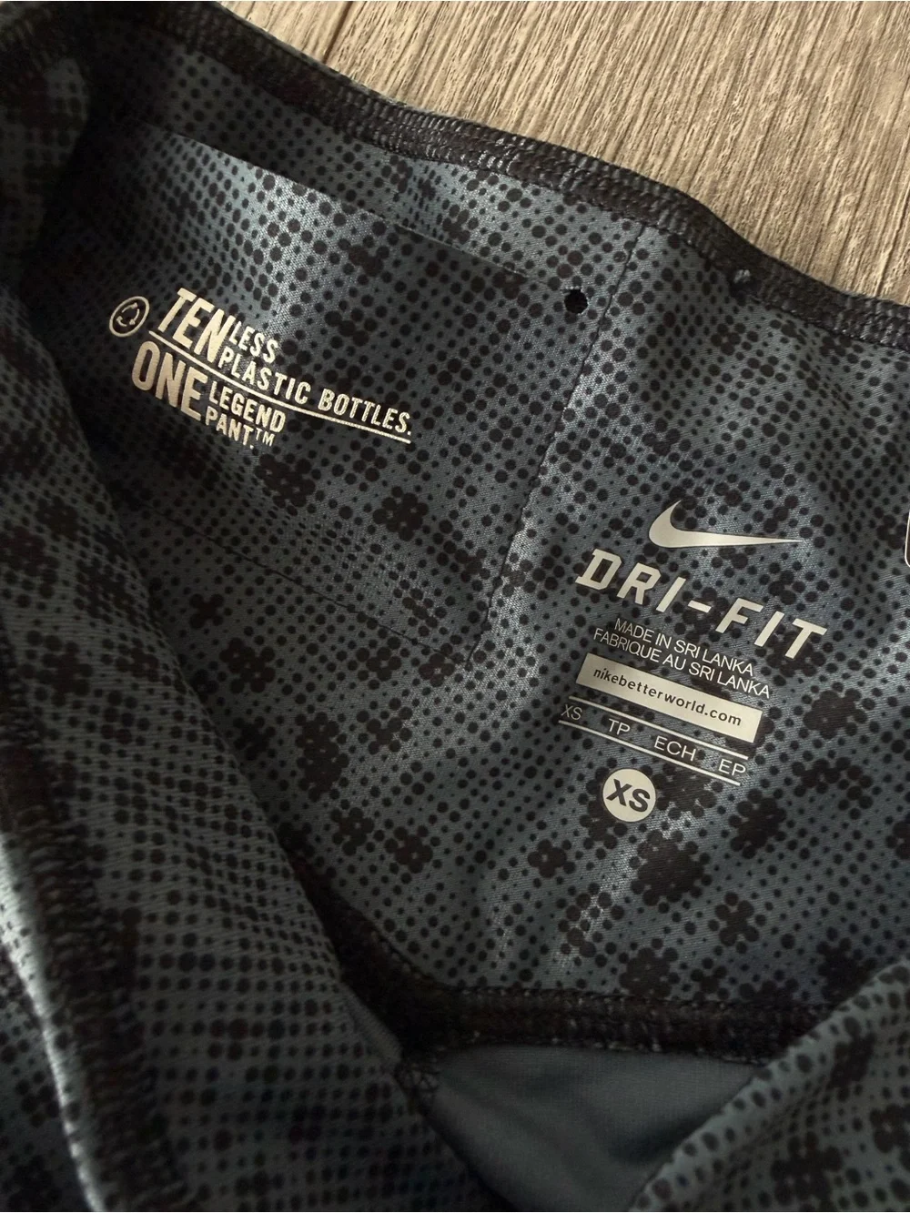 Nike Blue & Black Printed Athletic Capri Leggings